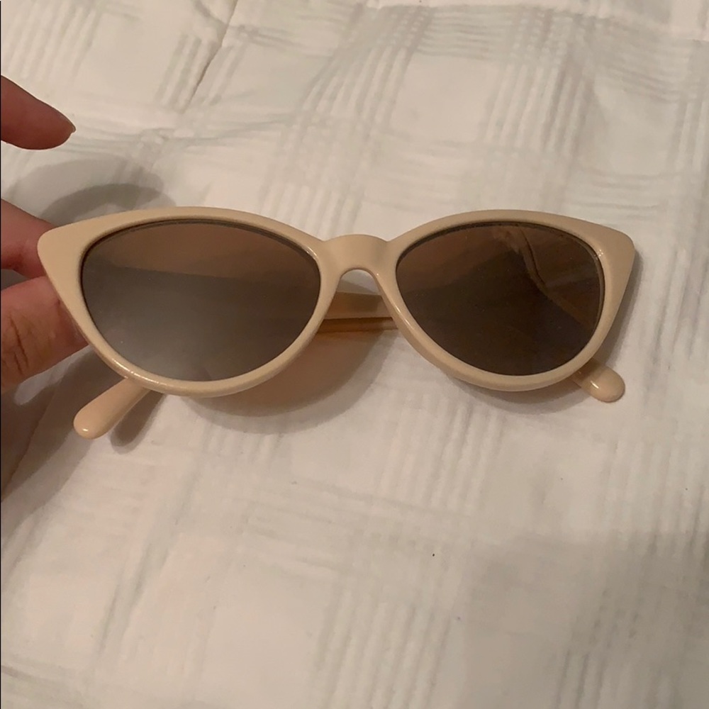 Urban outfitters sunglasses